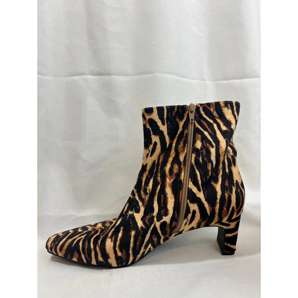 A New Day Women Tiger Animal Print Ankle‎ Boots Pointed Toe Kitten Heel Size 11